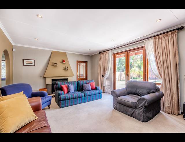 4 BEDROOM HOUSE SOLD IN WENDYWOOD